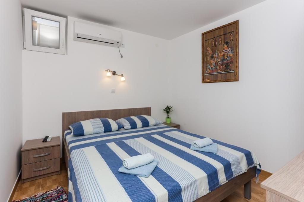 Apartments Stipo Drace Exterior photo