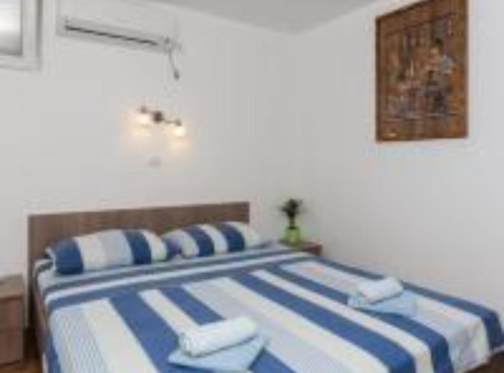 Apartments Stipo Drace Exterior photo
