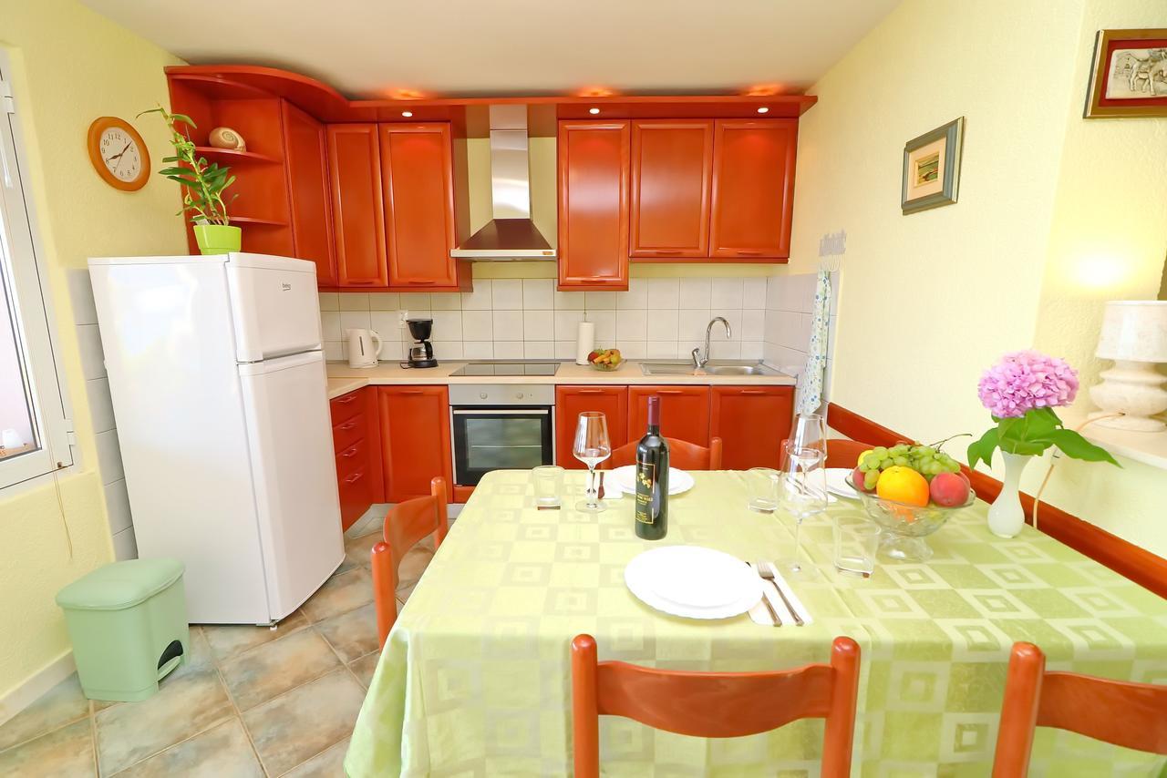 Apartments Stipo Drace Exterior photo